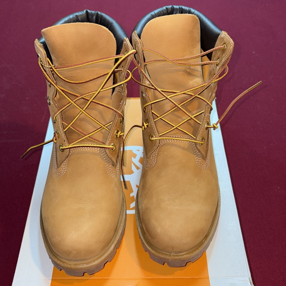 Timberland Wheat Boots 🥾